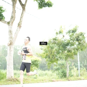 Runner Photo 8046811