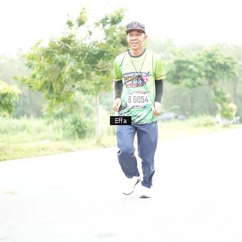 Runner Photo 8046904