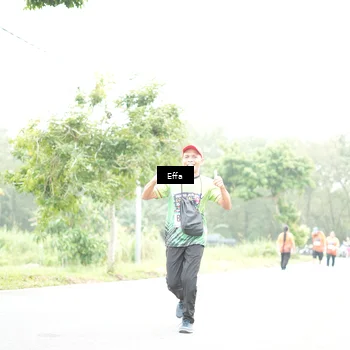 Runner Photo 8046939
