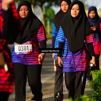 Runner Photo 8047003