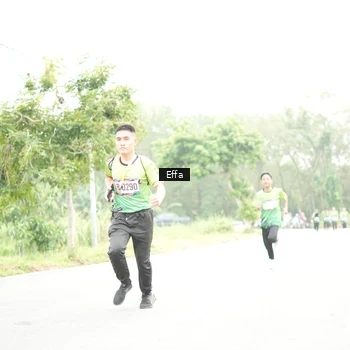 Runner Photo 8047014