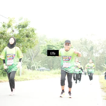 Runner Photo 8047018