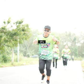 Runner Photo 8047020