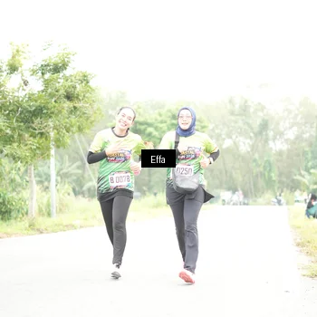 Runner Photo 8047023