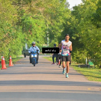 Runner Photo 8047025