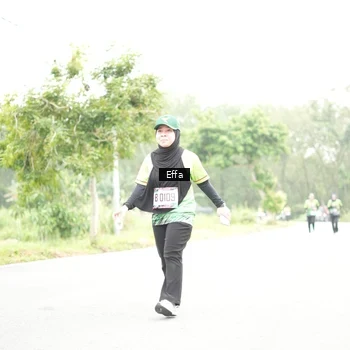 Runner Photo 8047030