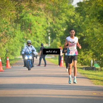 Runner Photo 8047031