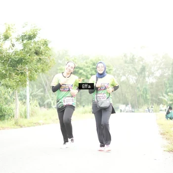 Runner Photo 8047044