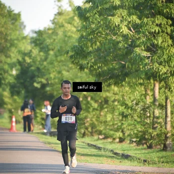 Runner Photo 8047048