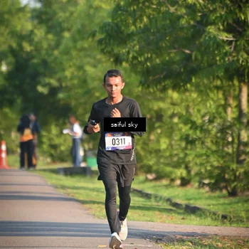 Runner Photo 8047057