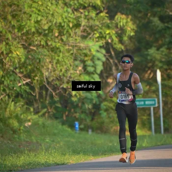 Runner Photo 8047084