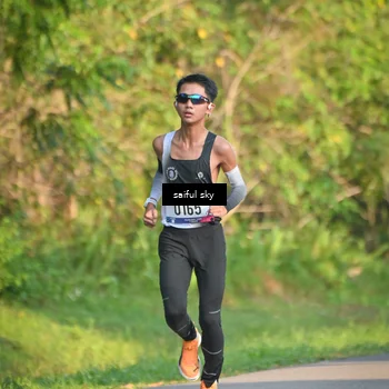 Runner Photo 8047112