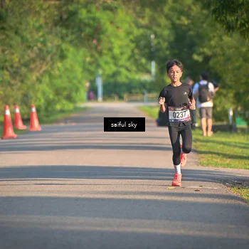Runner Photo 8047124