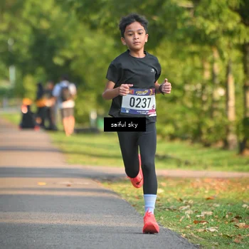 Runner Photo 8047130