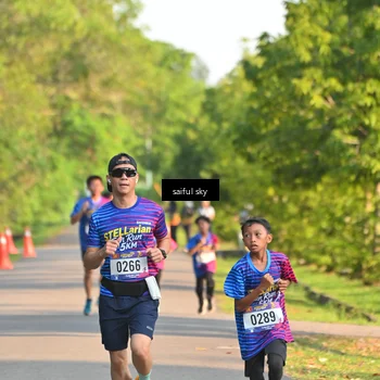 Runner Photo 8047181