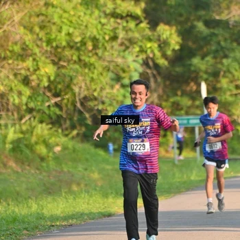 Runner Photo 8047240
