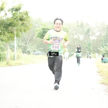Runner Photo 8047250