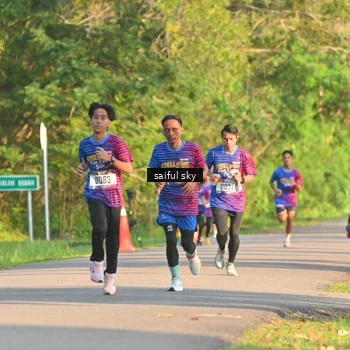 Runner Photo 8047309