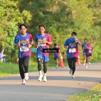 Runner Photo 8047321