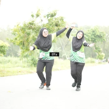 Runner Photo 8047325