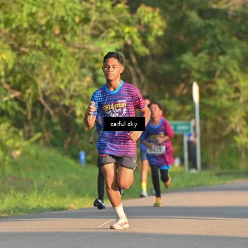 Runner Photo 8047339
