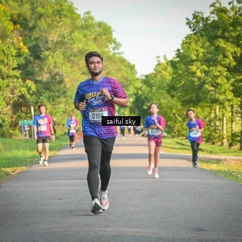 Runner Photo 8047375