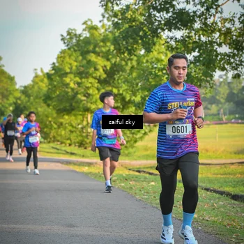 Runner Photo 8047410