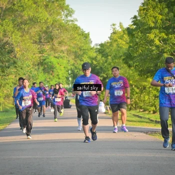 Runner Photo 8047485