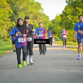 Runner Photo 8047500