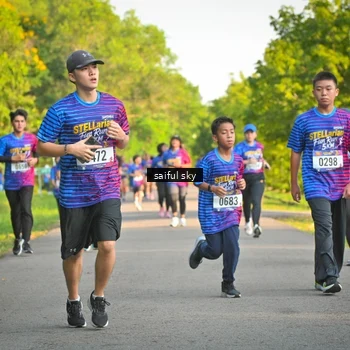 Runner Photo 8047503