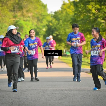 Runner Photo 8047557