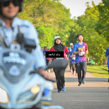 Runner Photo 8047563