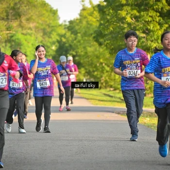 Runner Photo 8047573