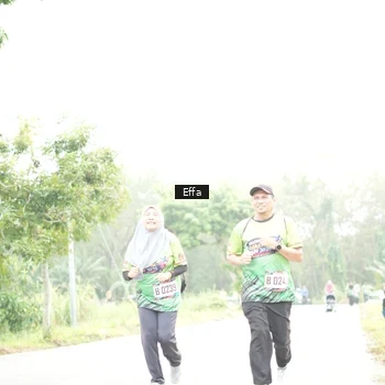 Runner Photo 8047609