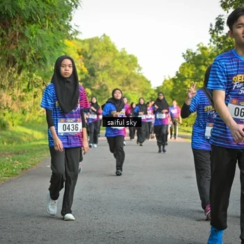 Runner Photo 8047711