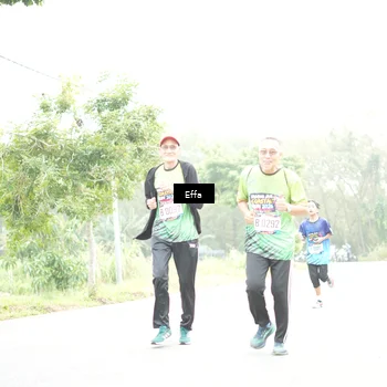 Runner Photo 8047712