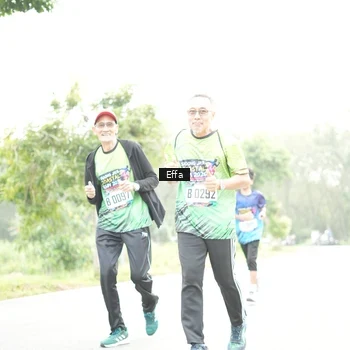 Runner Photo 8047715