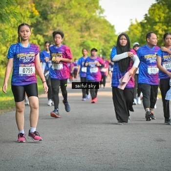 Runner Photo 8047722