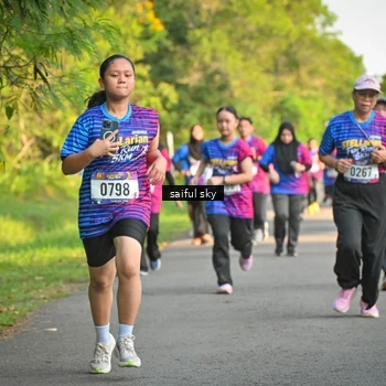 Runner Photo 8047735