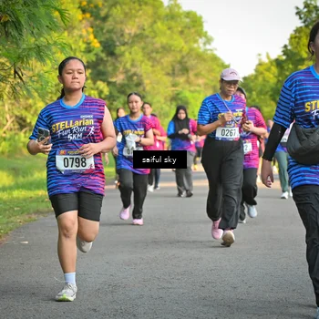 Runner Photo 8047741