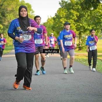 Runner Photo 8047747