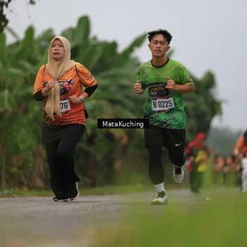 Runner Photo 8048377