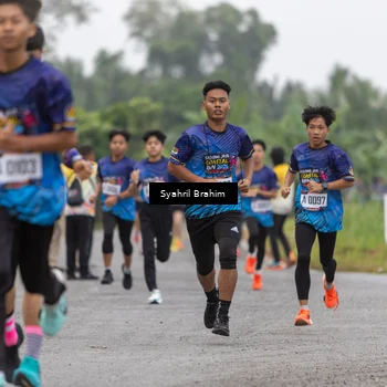 Runner Photo 8048577