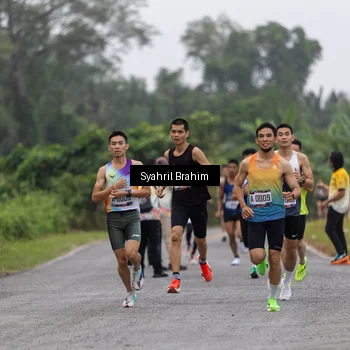 Runner Photo 8048621