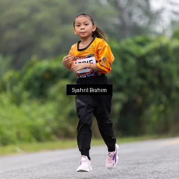 Runner Photo 8049006