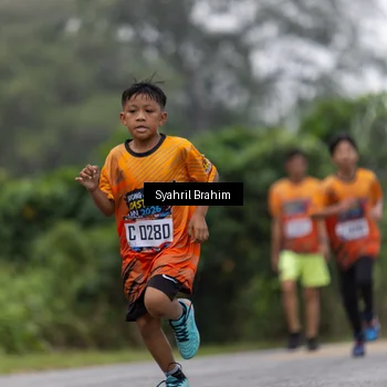 Runner Photo 8049011