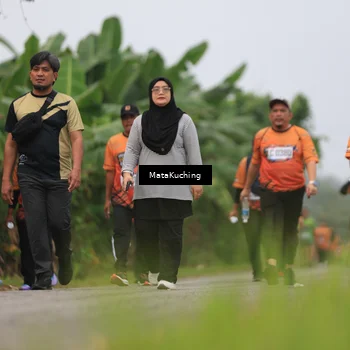 Runner Photo 8049015