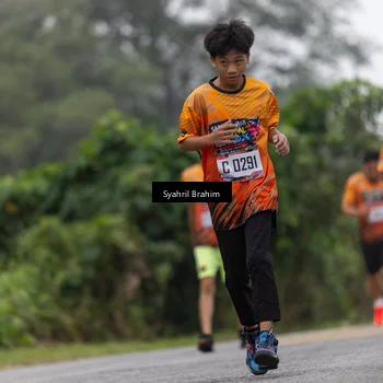 Runner Photo 8049019