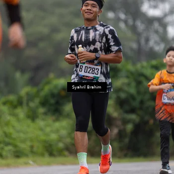 Runner Photo 8049020