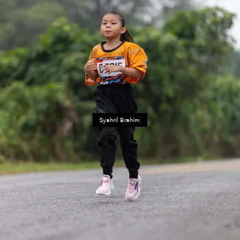 Runner Photo 8049029